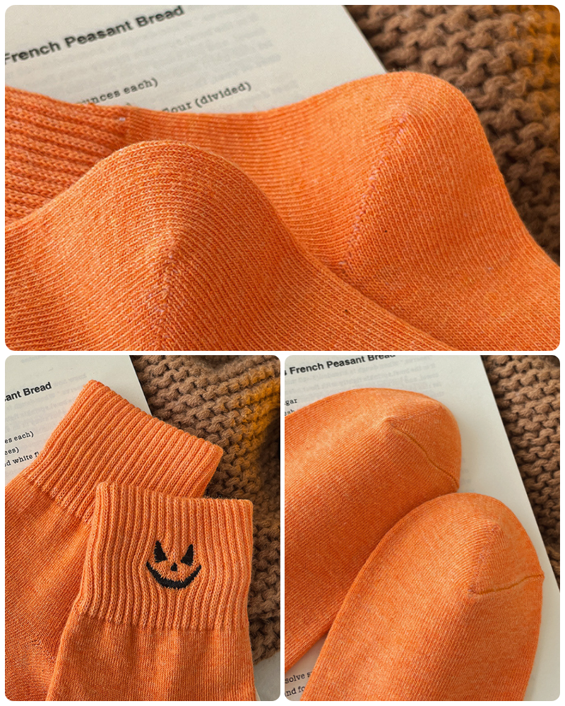 Women’s Halloween Crew Socks 5 Pack, Soft Pumpkin Ghost Knit Socks