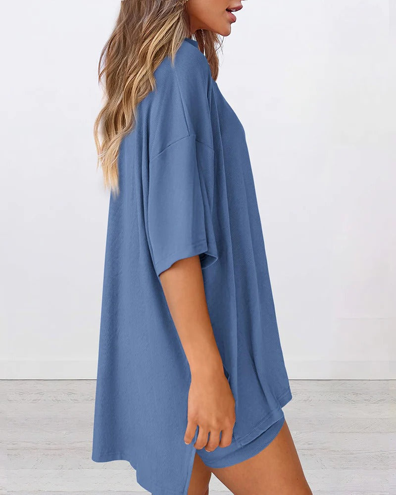 Casual Oversized 2-Piece Lounge Set with Biker Shorts